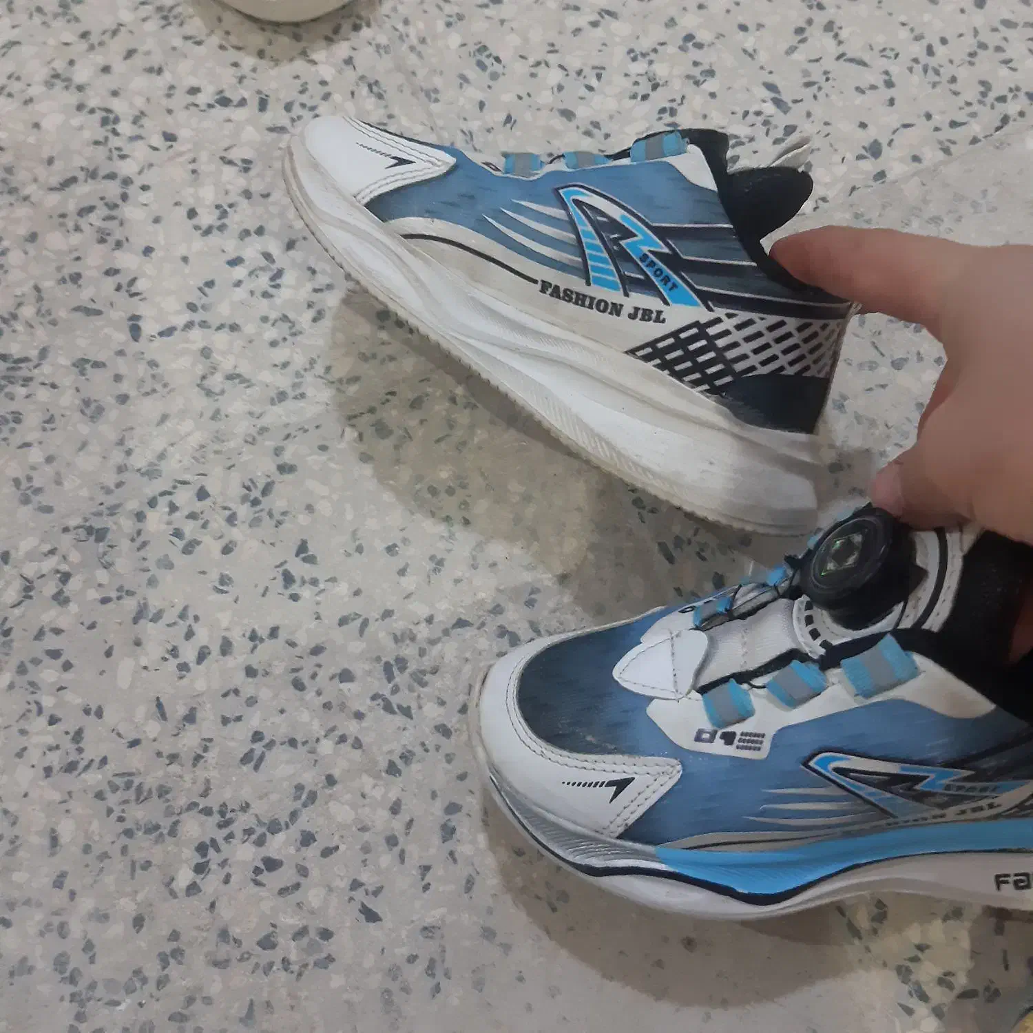 کفش بچگانه سایز ۲۷|کفش و لباس بچه|صباشهر, |دیوار