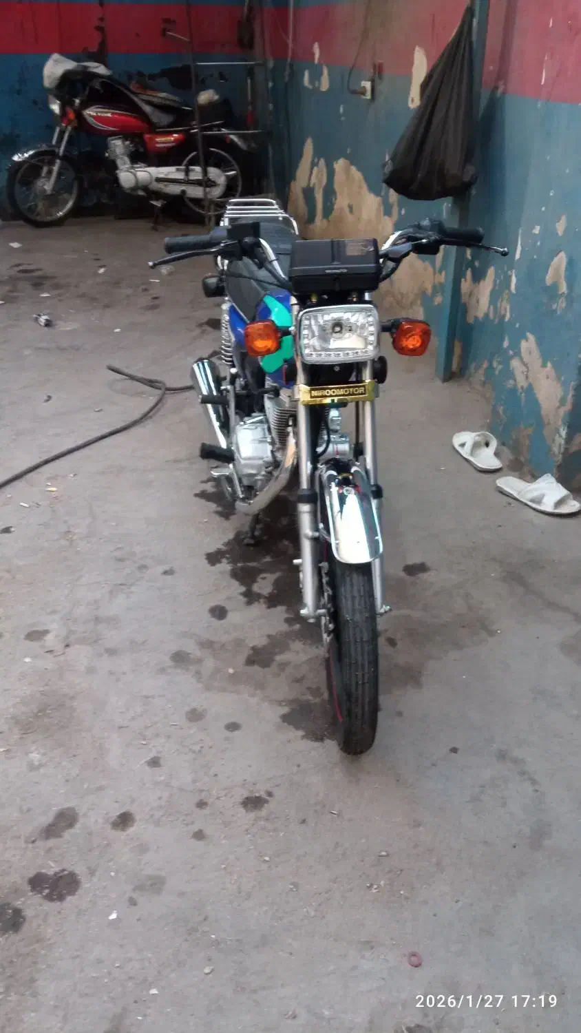 احسان 403درحد|موتورسیکلت|شیراز, طلاب|دیوار