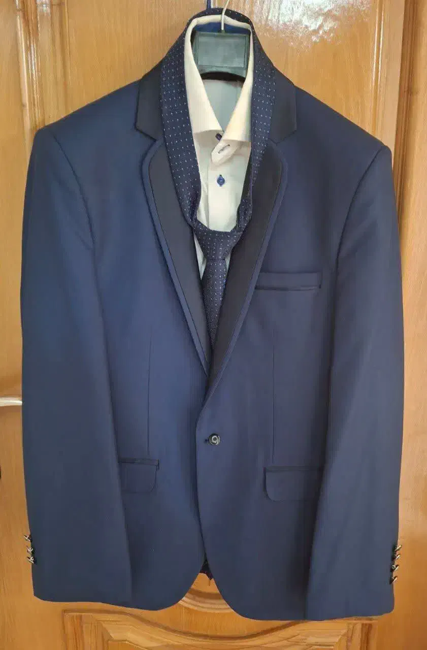 کت وشلواروپیراهن|لباس|اصفهان, ارغوانیه|دیوار