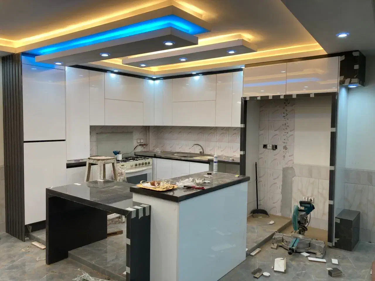 اجرای کابینت و کمد دیواری کار های کنافی و سقف کاذب|مصالح و تجهیزات ساختمان|اصفهان, خانه اصفهان|دیوار