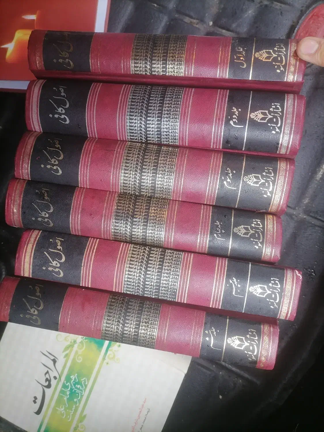 تعدادی کتاب مذهبی|کتاب و مجله مذهبی|بندر انزلی, خوش پیک|دیوار