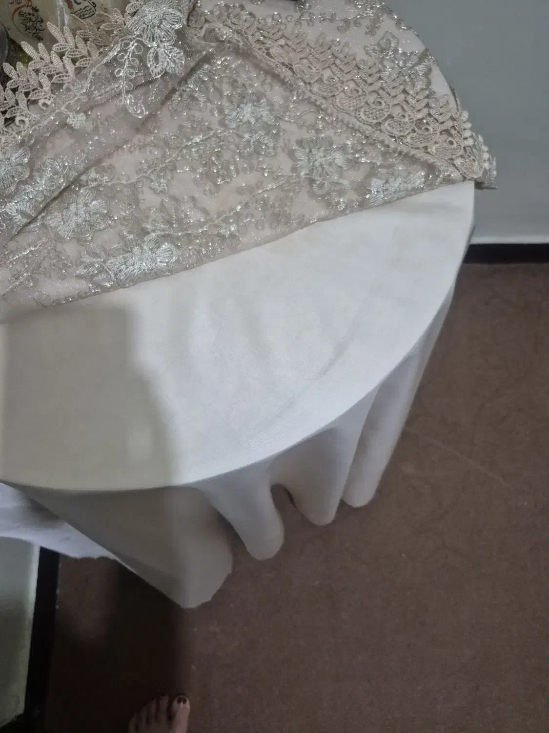 میز گرد|میز و صندلی غذاخوری|اهواز, پردیس|دیوار