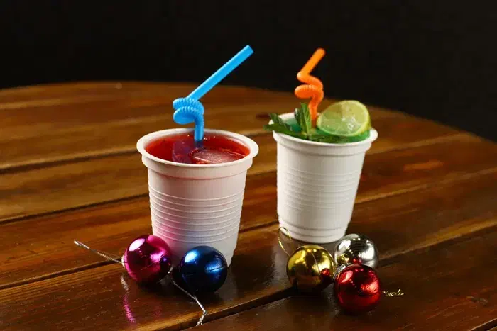 ظرفـ یـکبار مصـرف|ظروف نگهدارنده، پلاستیکی، یک‌بارمصرف|لاهیجان, کوی خزر|دیوار