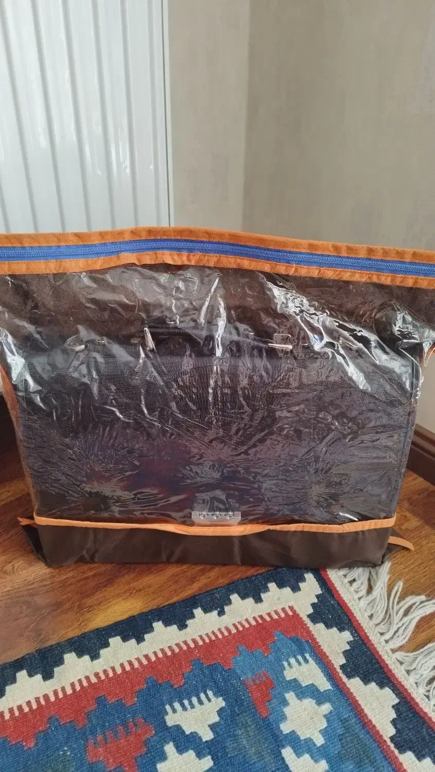 کیف رمزدار دانشجویی چرم|کیف، کفش، کمربند|زنجان, |دیوار