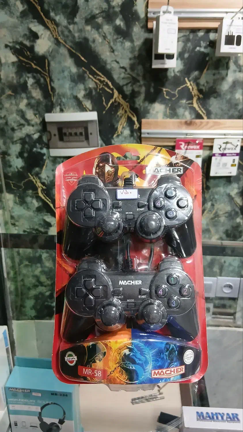 دسته بازی مخصوص کامپیوتر بی سیم و باسیم دو موتوره|کنسول، بازی ویدئویی و آنلاین|مشهد, ایثارگران|دیوار