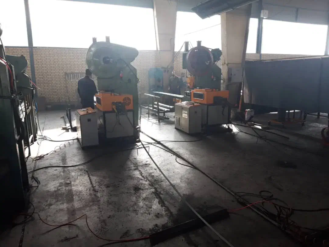 اپراتور دستگاه پرس|استخدام صنعتی، فنی، مهندسی|یزد, |دیوار