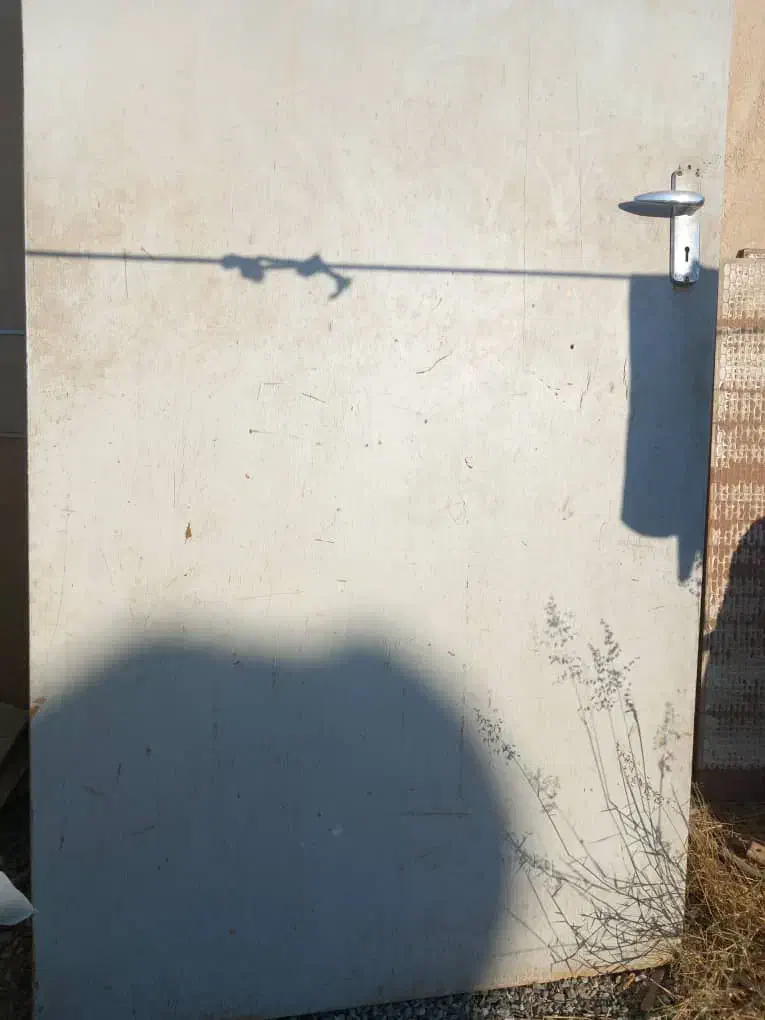 درب چوبی|مصالح و تجهیزات ساختمان|بندرعباس, |دیوار