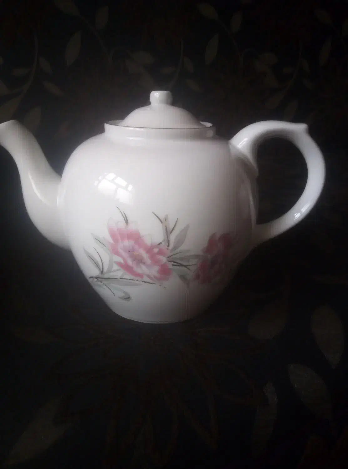 دوعددقوری بزرگ|قوری، کتری، قهوه‌ساز دستی|سهند, |دیوار