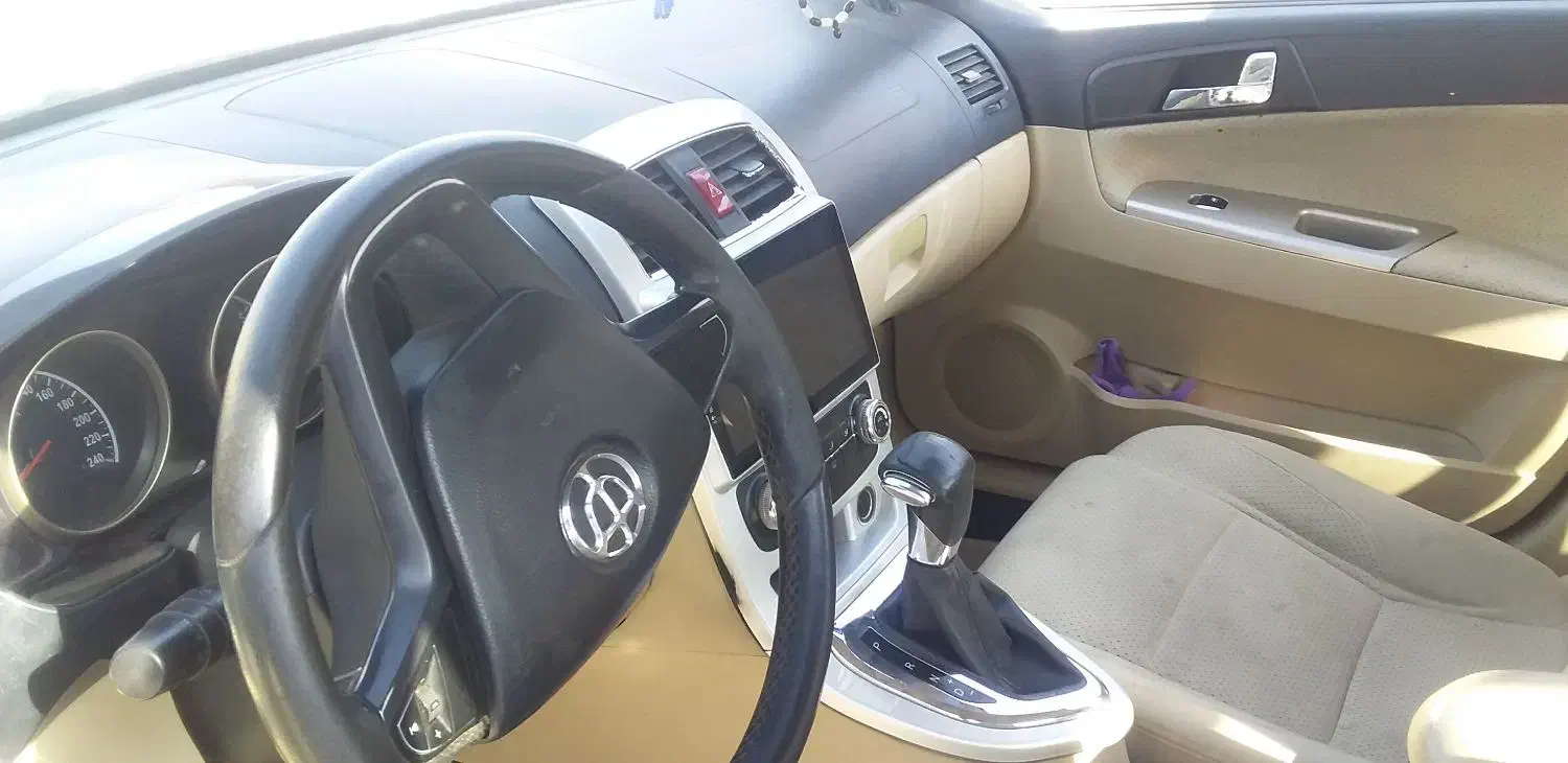 برلیانس ۳۳۰|خودرو سواری و وانت|گیلوان, |دیوار