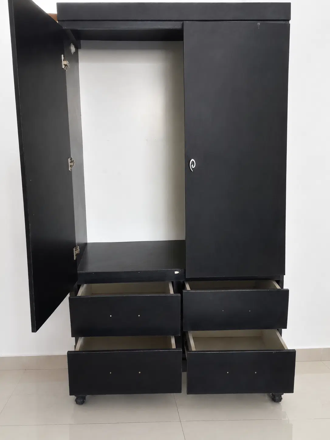 کمد|جاکفشی، کمد، دراور|قوچان, |دیوار