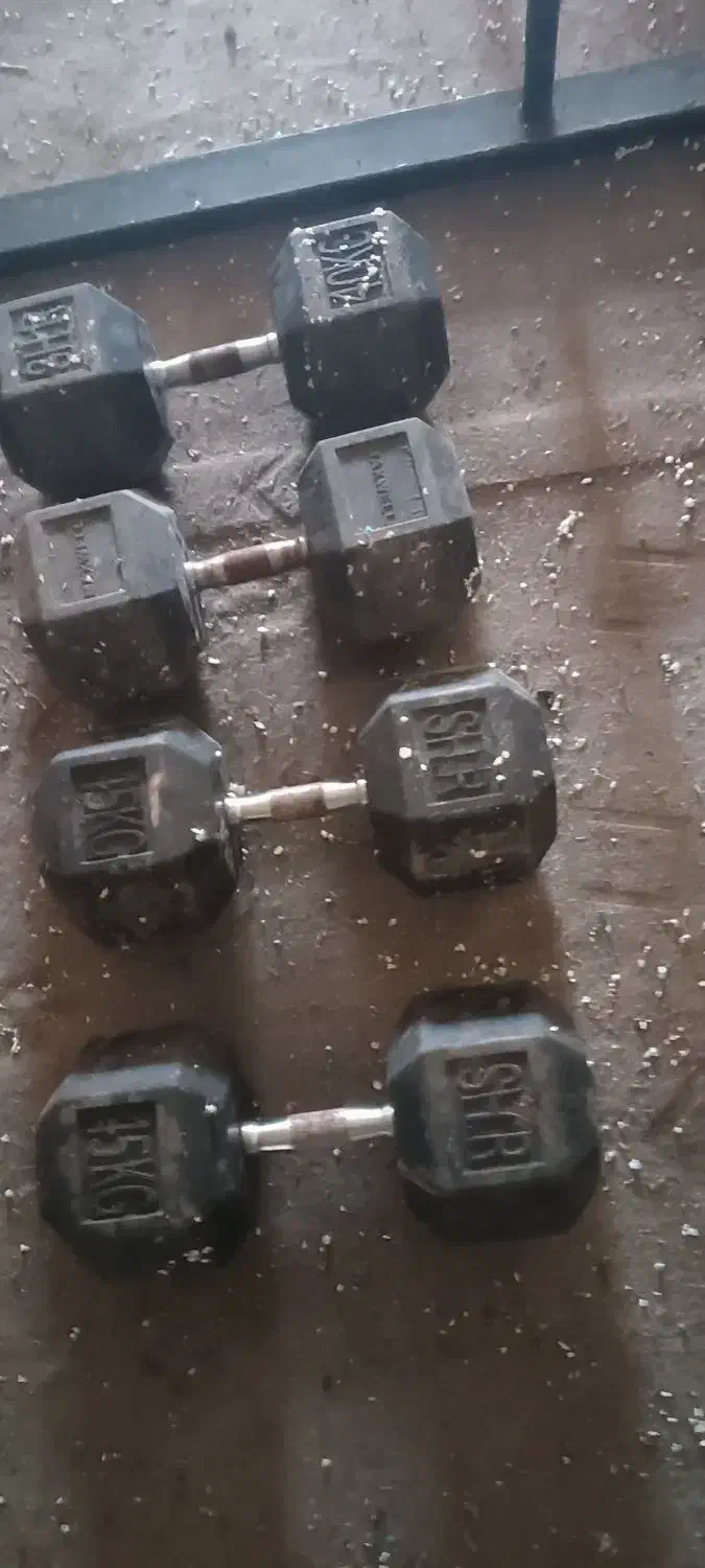 فروش تعدادی لوازم بدنسازی|تجهیزات ورزشی|کرمانشاه, |دیوار