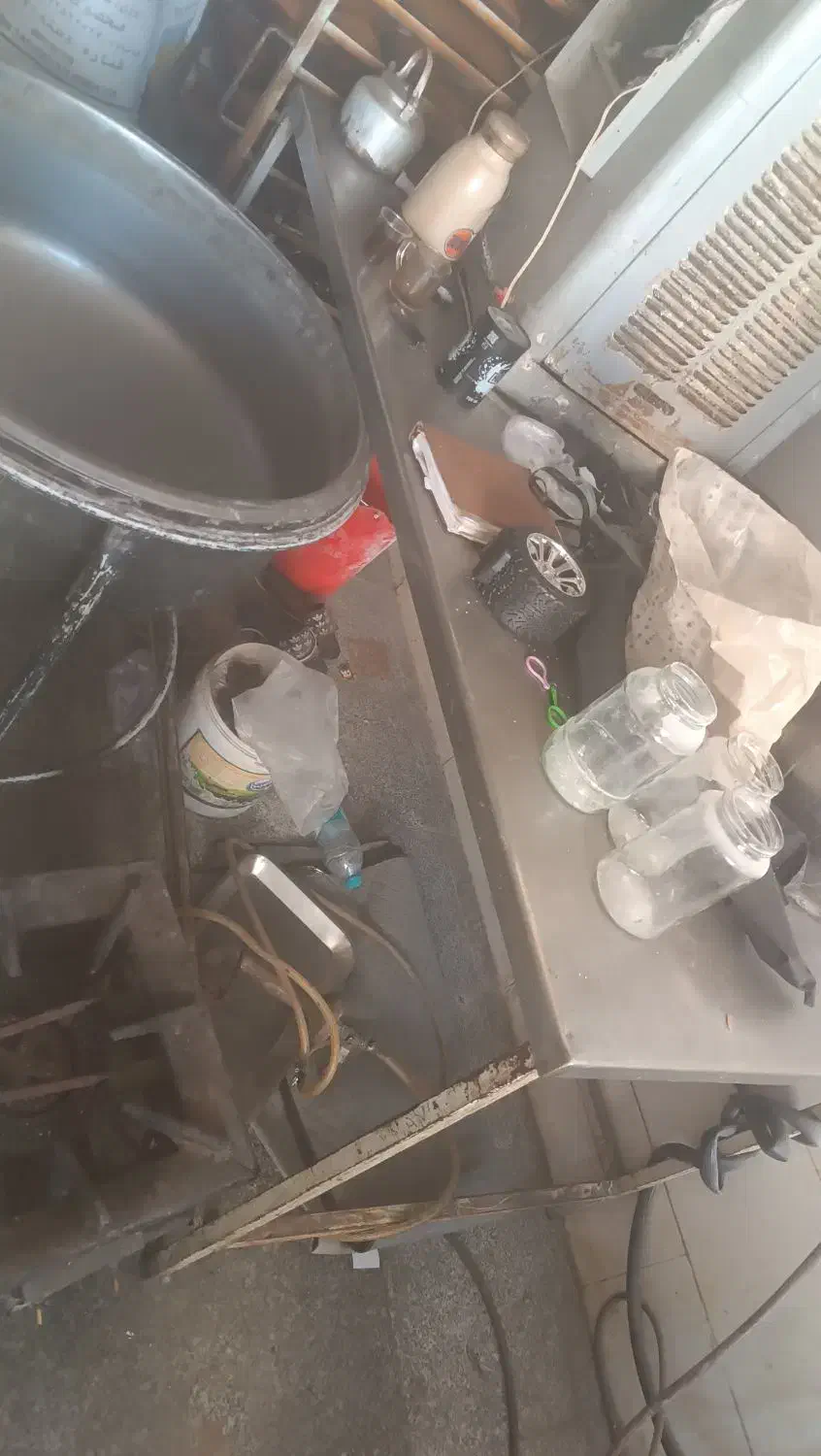 سه‌عددمیزکارقنادی‌|فروشگاه و مغازه|قم, الوندیه و گذر صادق|دیوار