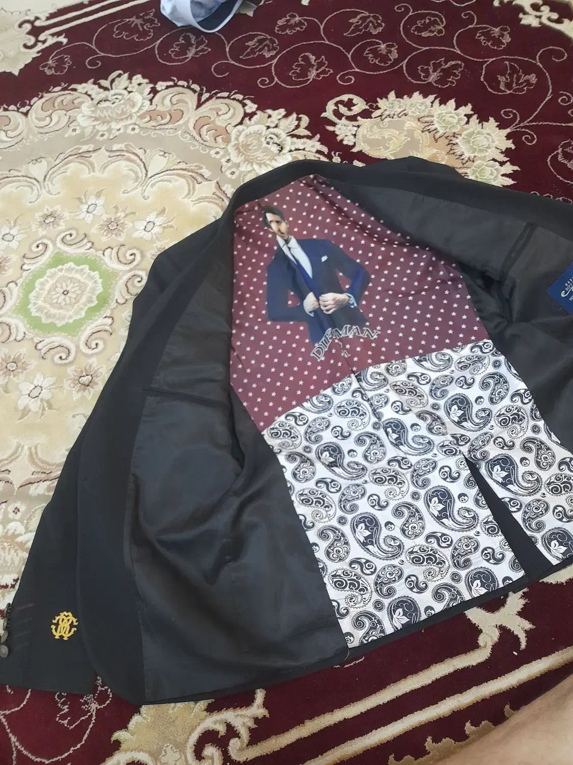 کت تک اسپُرت|لباس|اهواز, معین زاده|دیوار