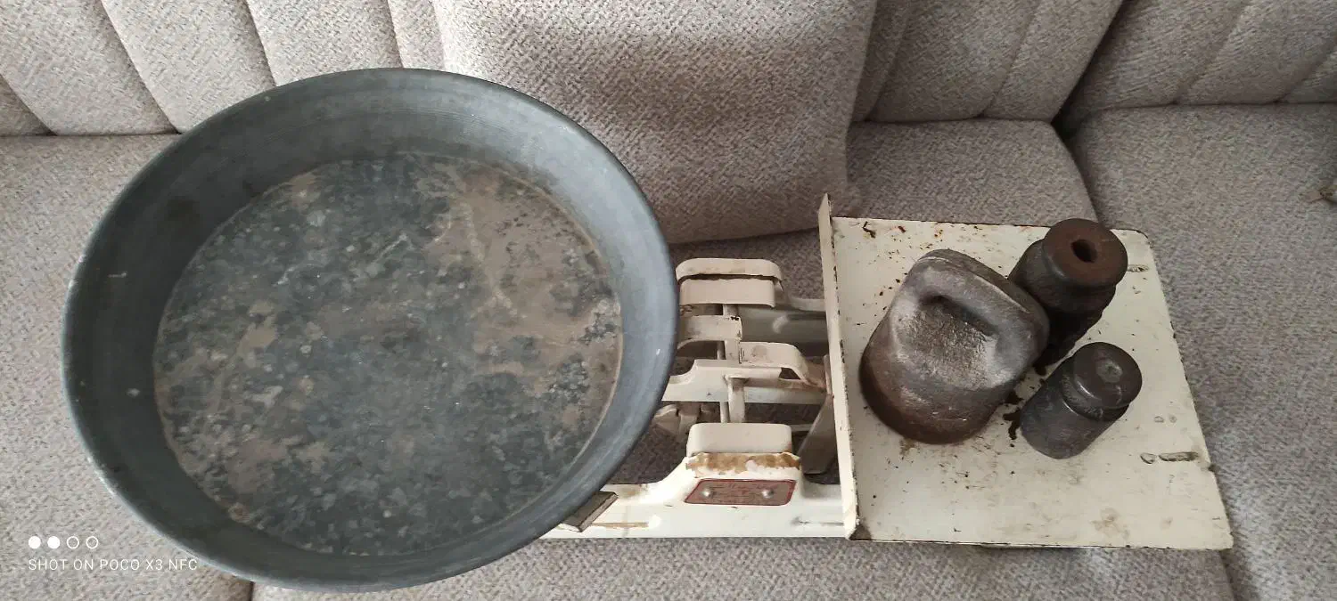 ترازو بقالی همراه با وزنه خاش|فروشگاه و مغازه|ایلام, |دیوار