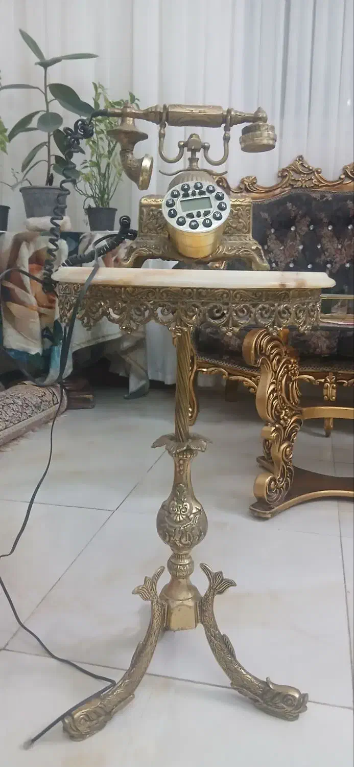 میز تلفن برنز|میز تلفن|رباط‌کریم, الارد|دیوار