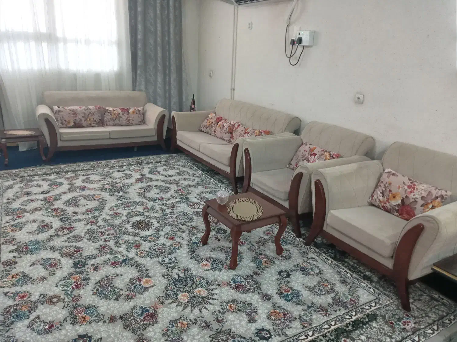 مبل ۷نفره|مبلمان خانگی و میز عسلی|اندیمشک, |دیوار