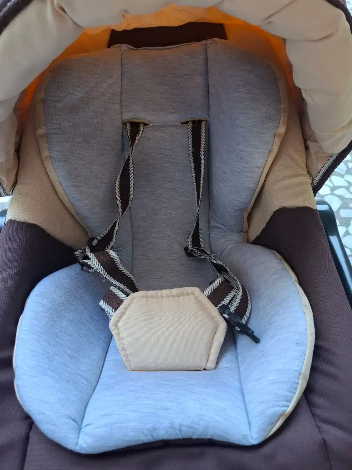 کریر نو|کالسکه و لوازم جانبی|بندر انزلی, امامزاده|دیوار