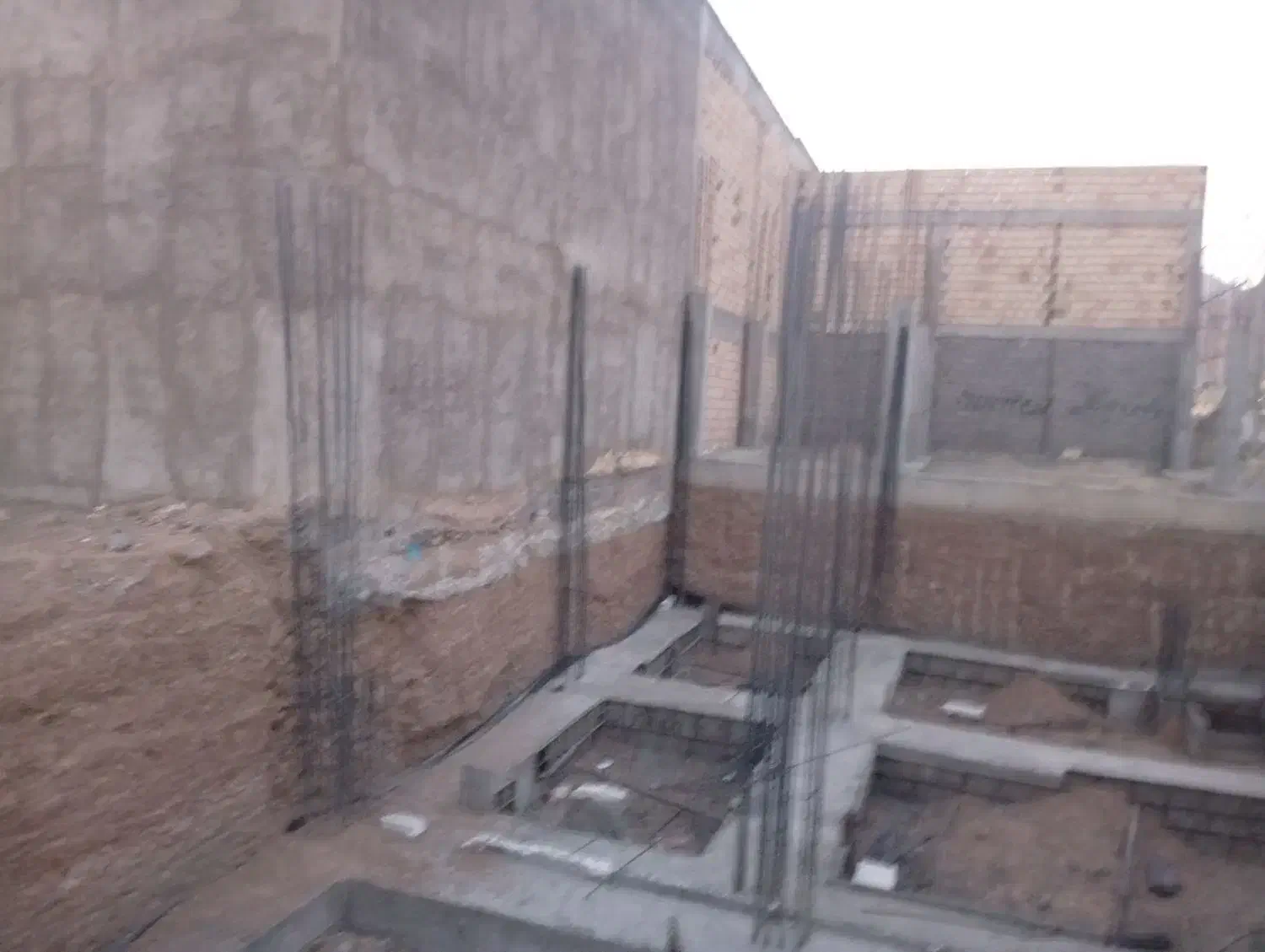 کارگر آرماتوربندی|استخدام معماری، عمران و ساختمانی|سمنان, |دیوار