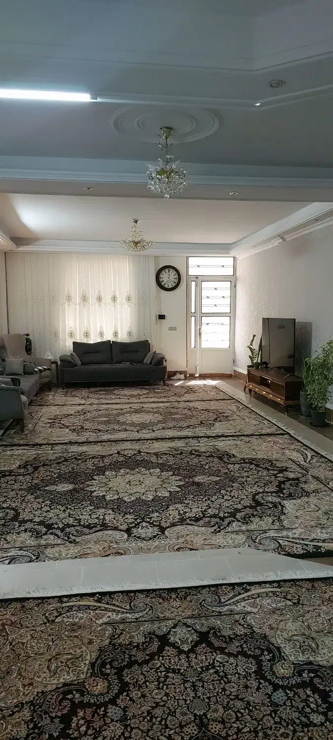 یک باب منزل مسکونی|فروش خانه و ویلا|صدرا-فارس, فاز ۲|دیوار