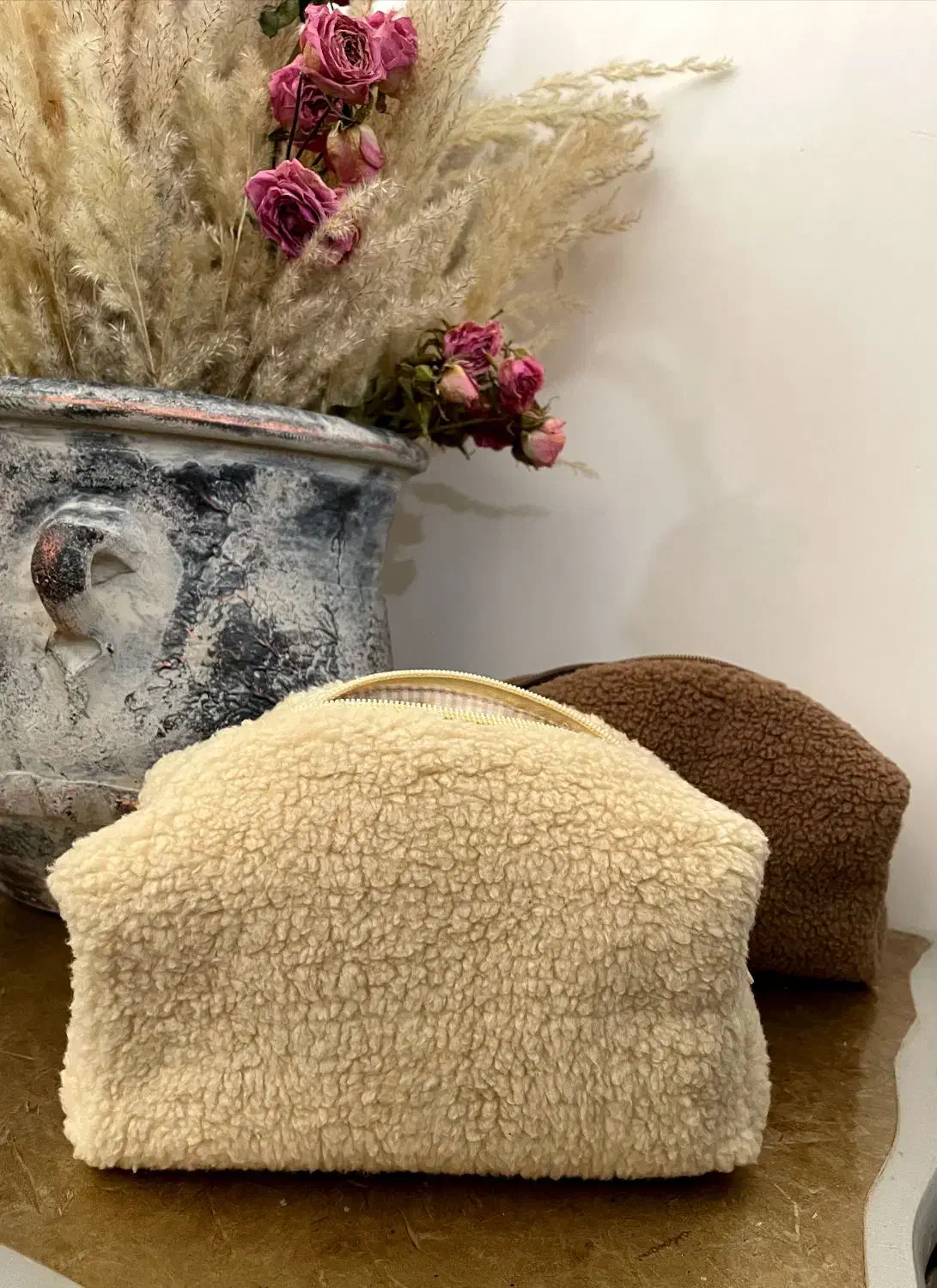 کیف|کیف، کفش، کمربند|فارسان, |دیوار