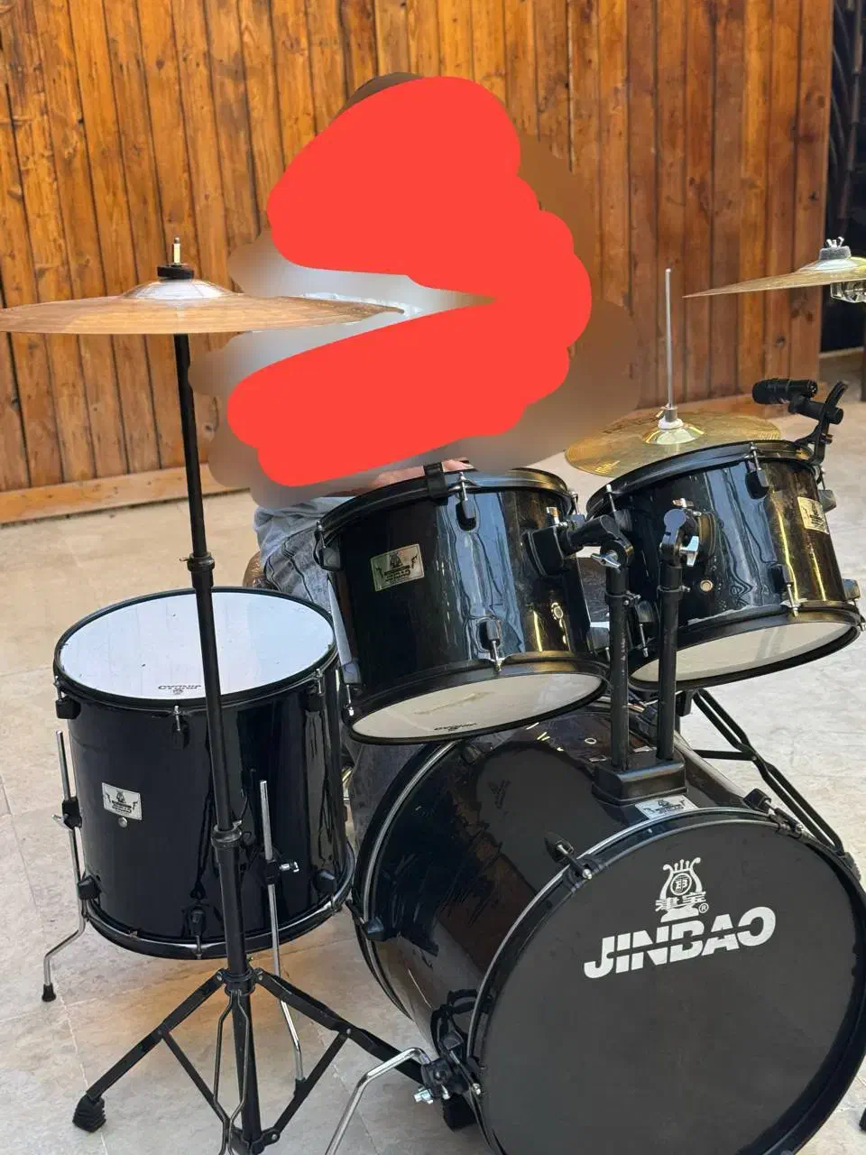 درامز مشکی|درام و پرکاشن|تهران, نیروی هوایی (پیروزی)|دیوار