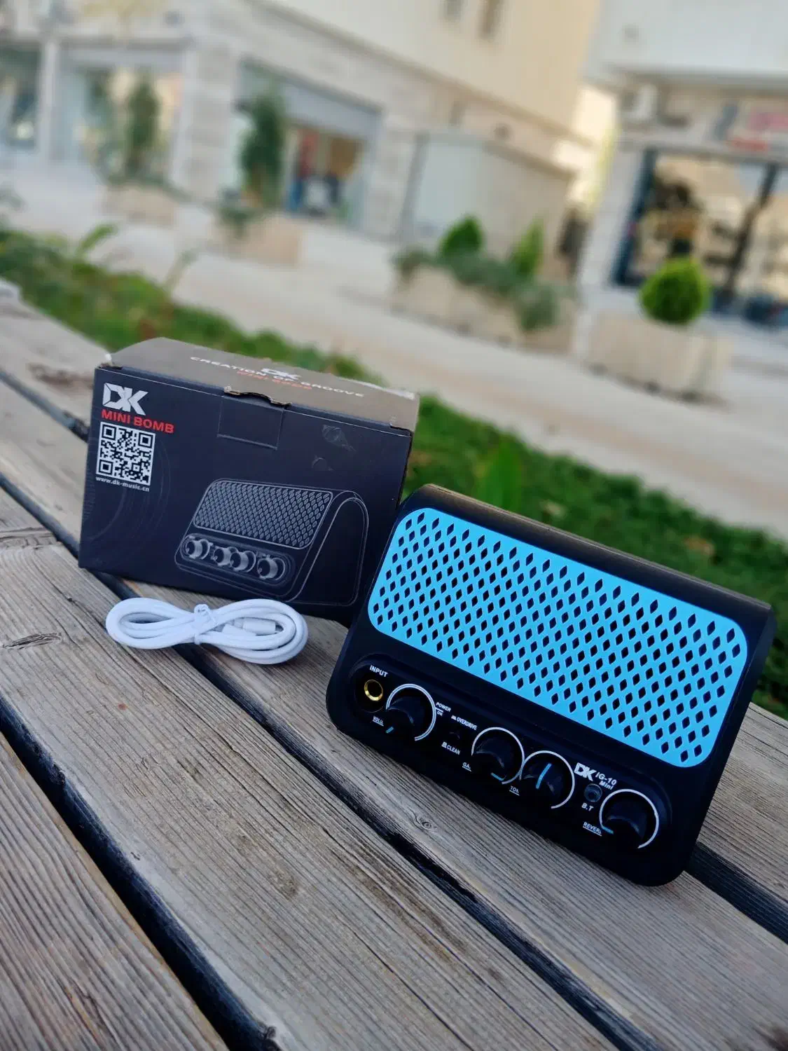 مینی اَمپbomb|گیتار، بیس، امپلیفایر|قزوین, |دیوار