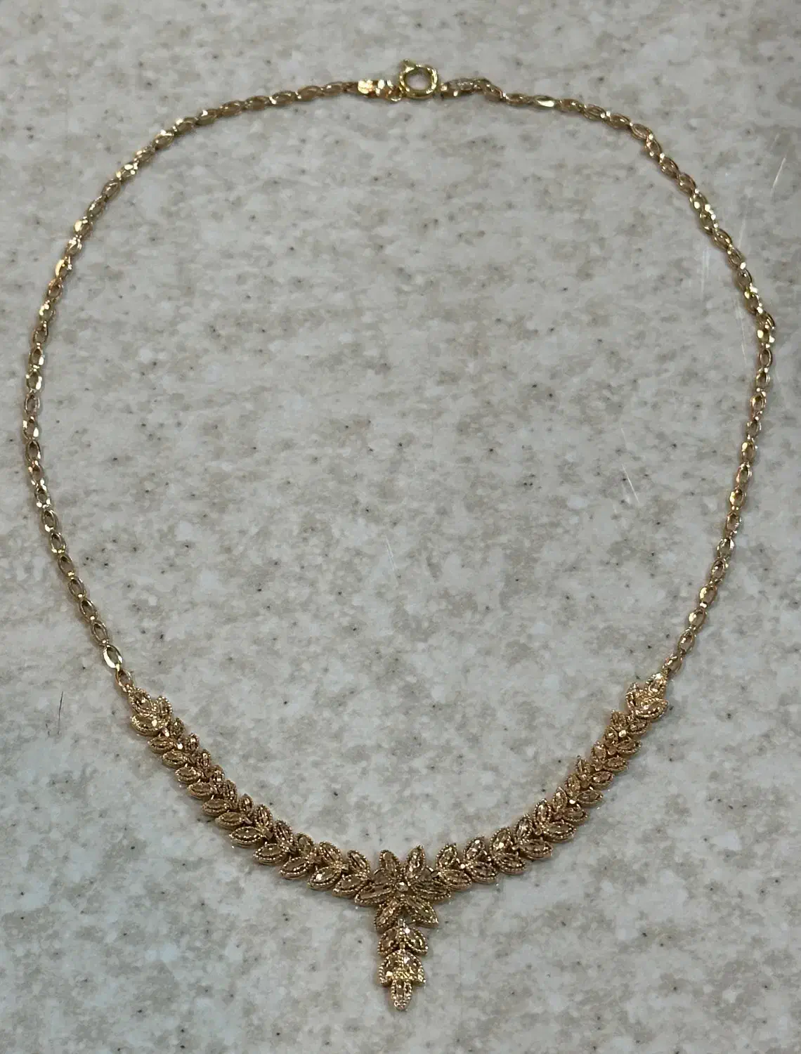 گردنبند در حد نو|جواهرات|دورود, |دیوار