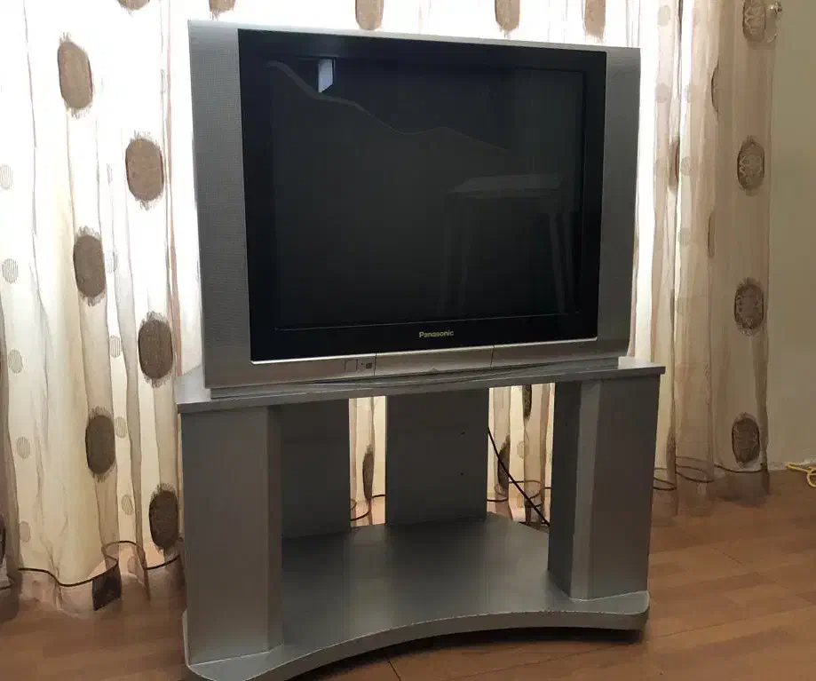 تلویزیون ۲۹ اینچ|تلویزیون و پروژکتور|ایلام, |دیوار