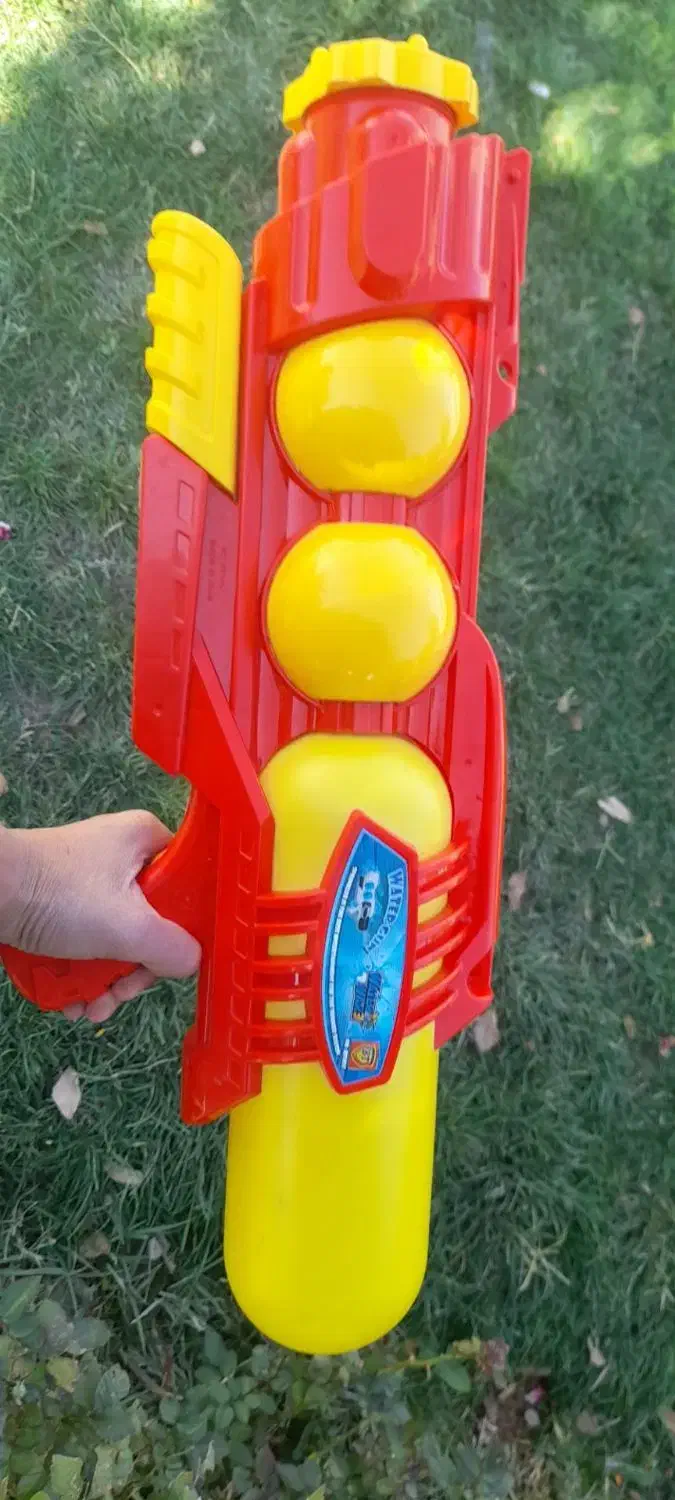 تفنگ آب پاش|اسباببازی|بروجرد, |دیوار