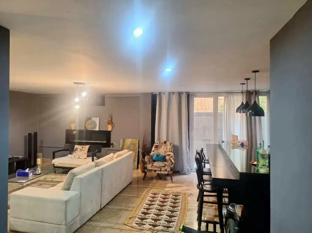 ۷۰ متر مبله دروس محسنیان /نزدیک دانشگاه/قابل تبدیل