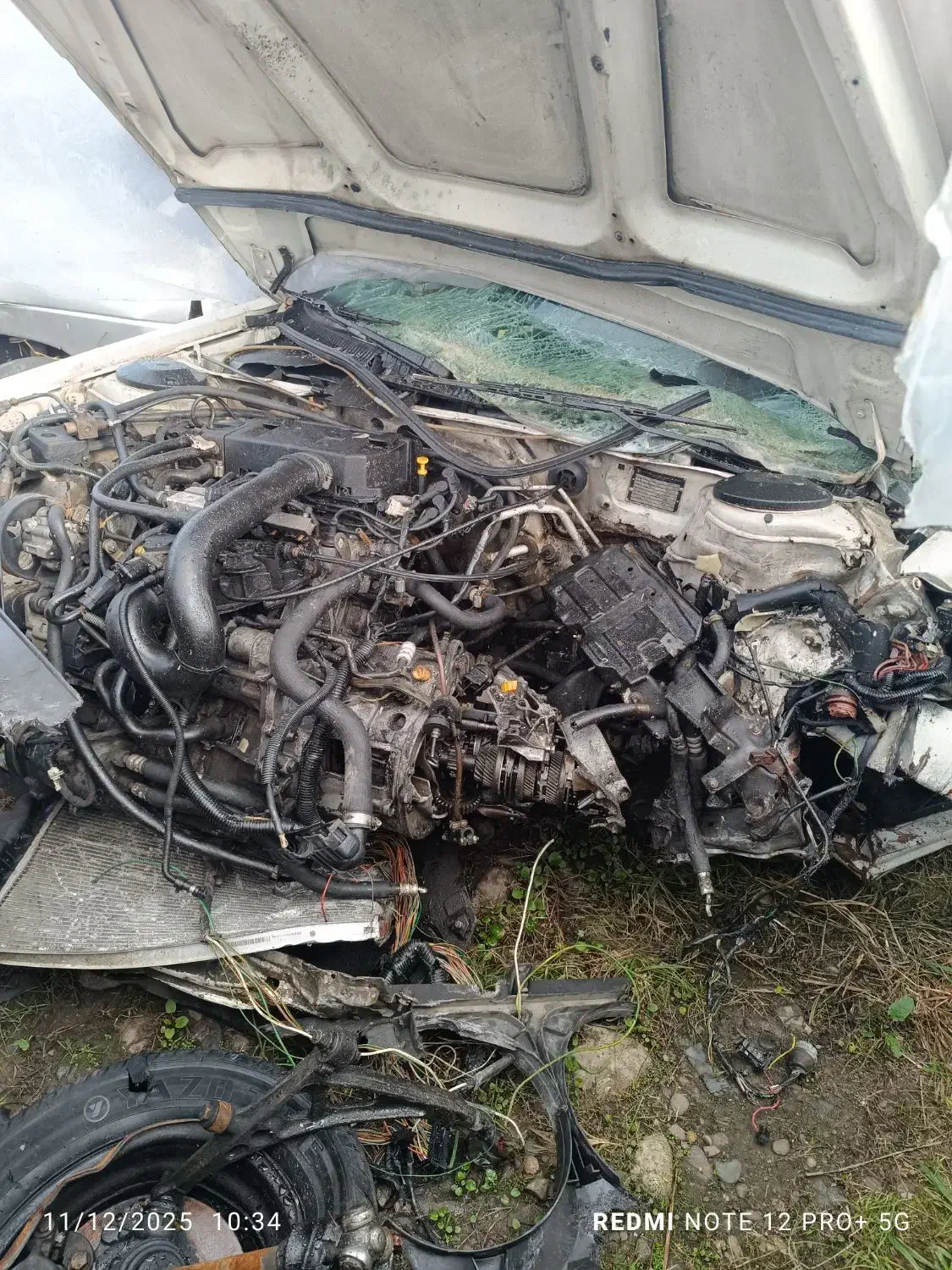 پژو پارس تصادفی مدل 90دوگانه شرکتی|خودرو سواری و وانت|رشت, معلولین|دیوار