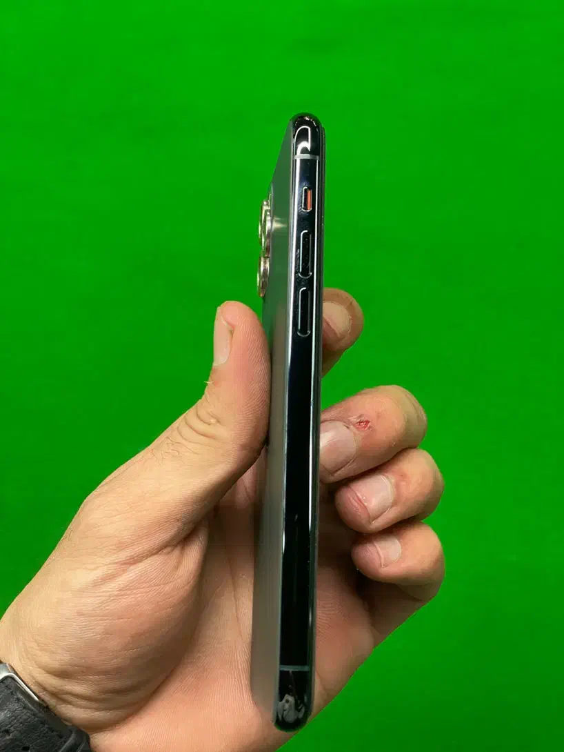 ایفون ۱۱ پرو در حد|موبایل|تالش, تالش|دیوار