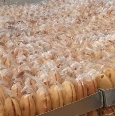 فروش کیک کنجدی و کشمشی ب قیمت عمده ودرب کارگاه|عمدهفروشی|شیراز, کوزه گری|دیوار