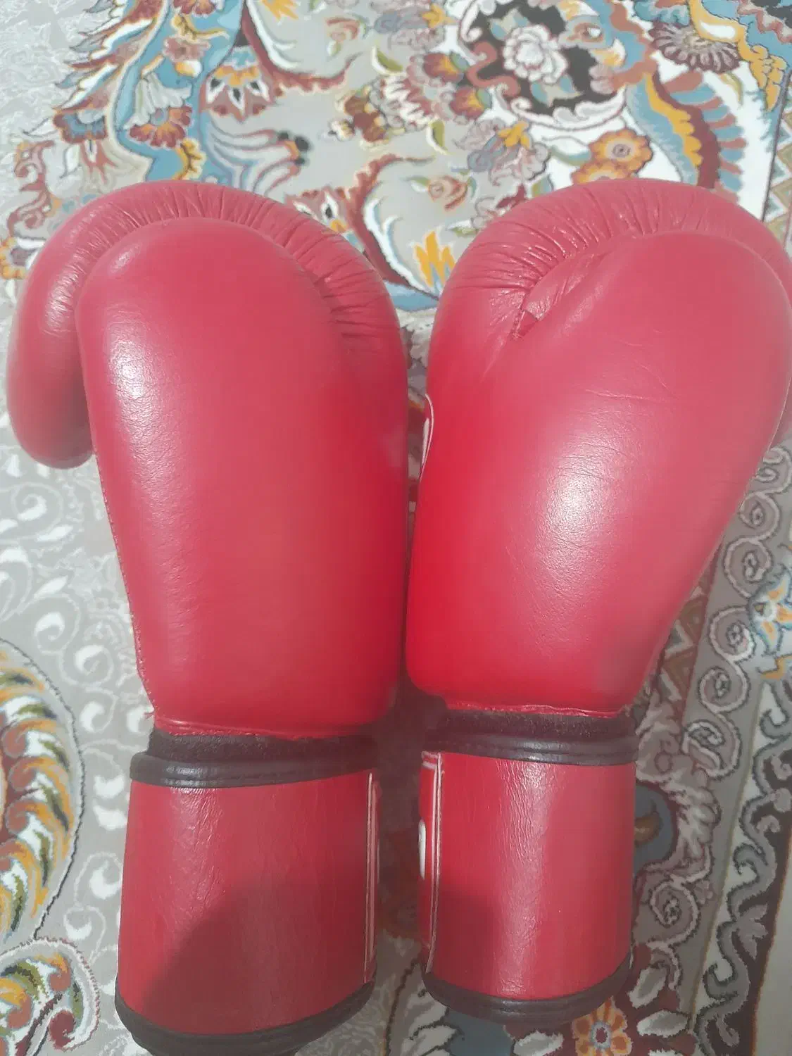 دستکش بوکس جنسه خوب درحده نو|تجهیزات ورزشی|تهران, عباسآباد|دیوار