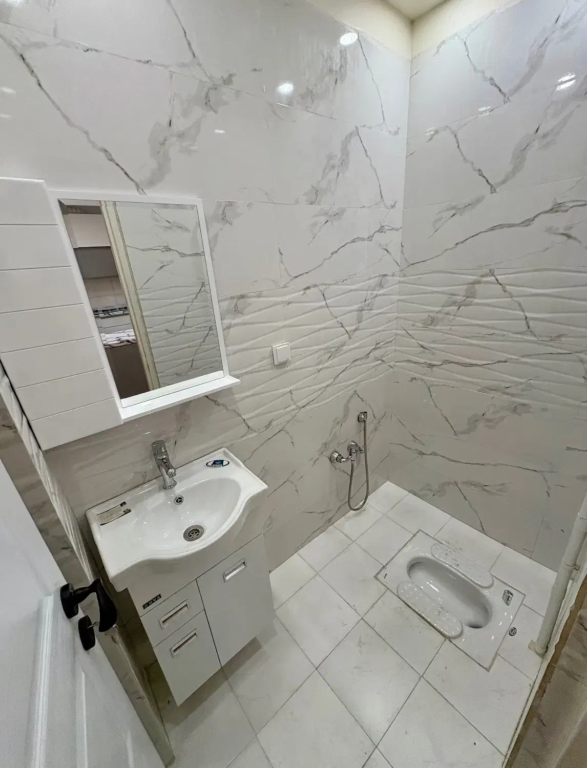 ۷۵متر/۱خواب/شهیدکرد/فول/قابل‌تبدیل