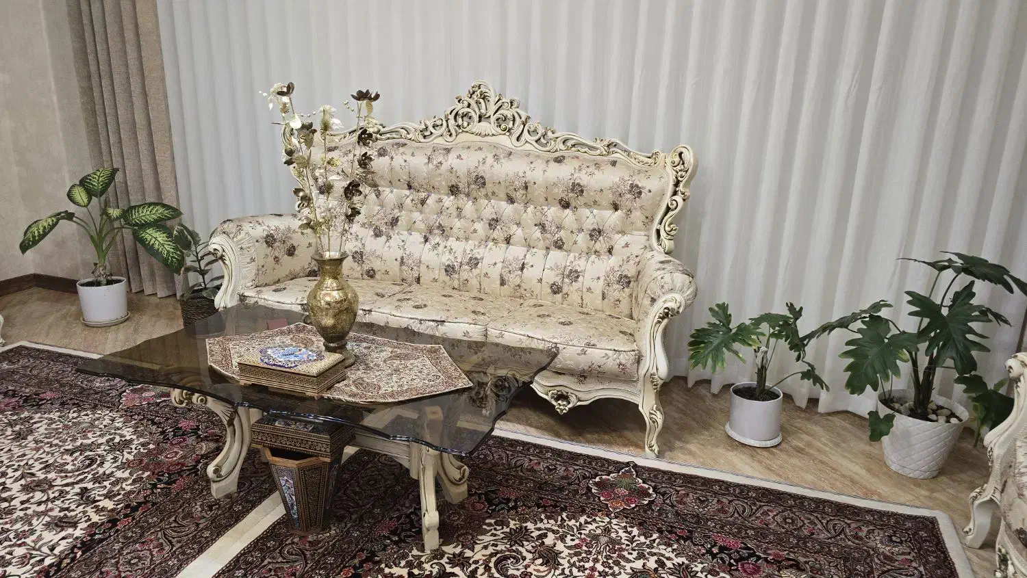 مبل سلطنتی|مبلمان خانگی و میز عسلی|کرج, فاز ۴ مهرشهر|دیوار