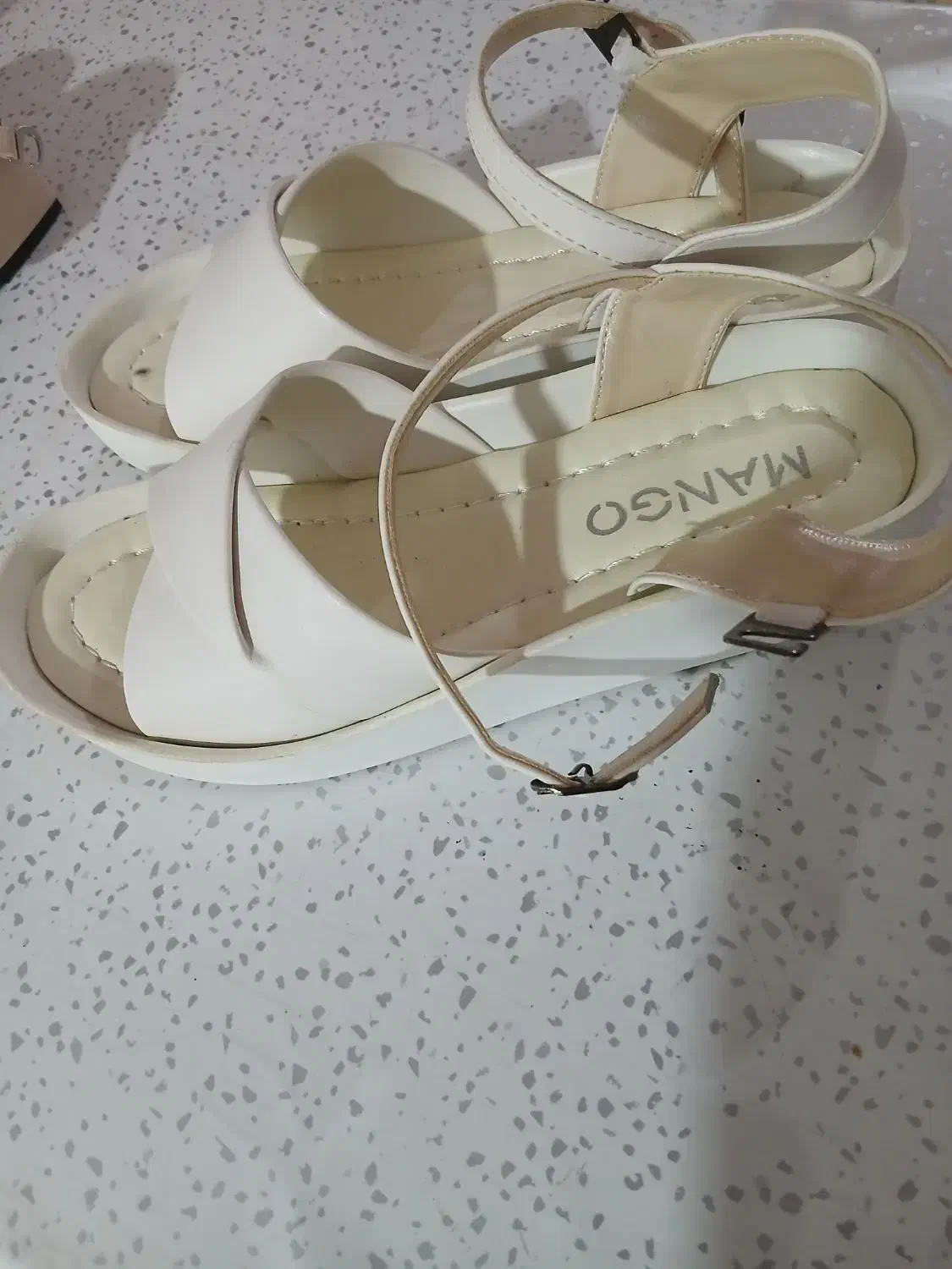 شال و کیف و کفش|کیف، کفش، کمربند|شوشتر, |دیوار