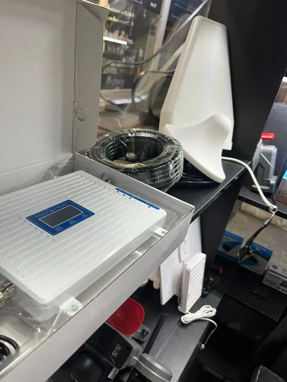 تقویت آنتن موبایل|مودم و تجهیزات شبکه|تهران, شیخ هادی|دیوار