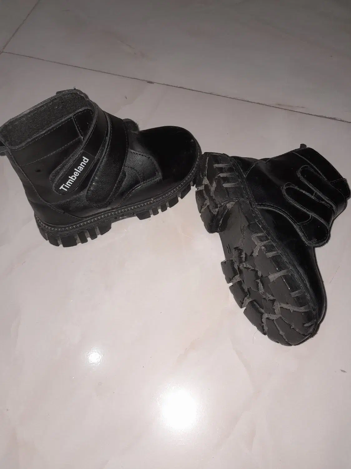 دو جفت کفش سالم بچگانه اسپرت|کفش و لباس بچه|پاکدشت, حصار امیر|دیوار