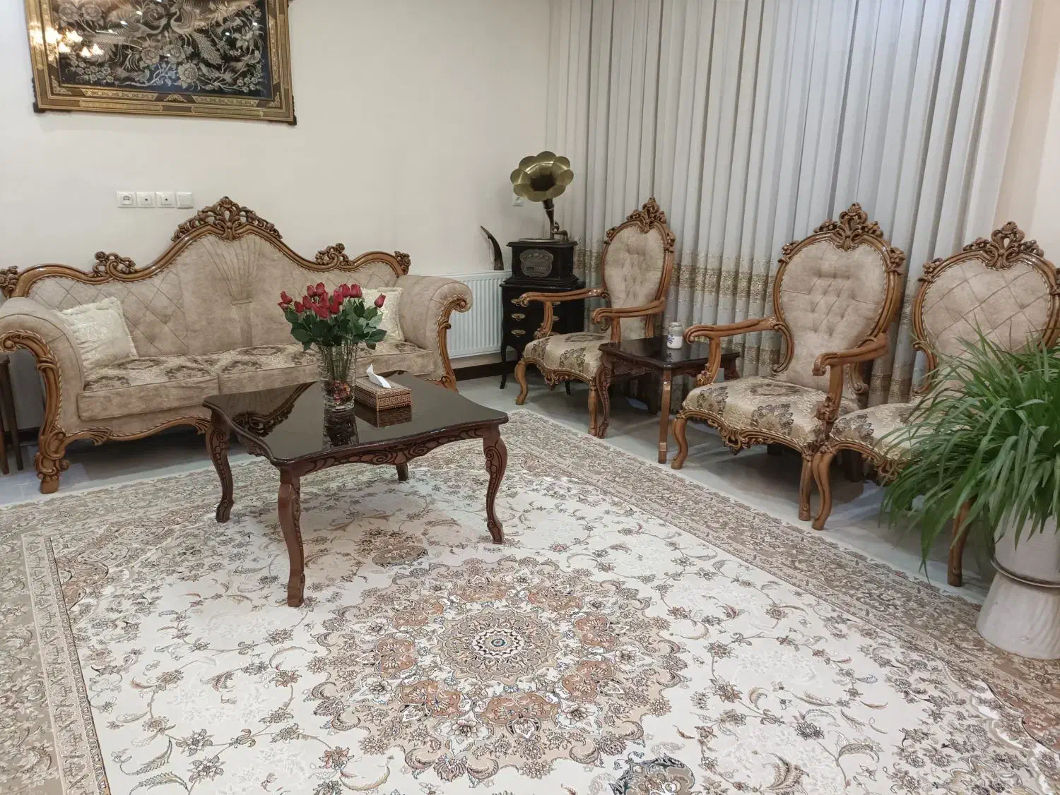 مبل سلطنتی|مبلمان خانگی و میز عسلی|نجف‌آباد, امیرآباد|دیوار