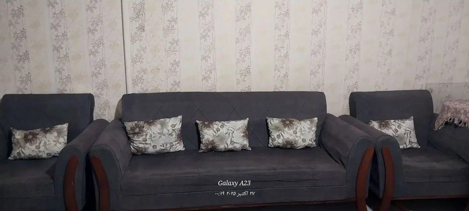 راحتی ۷نفره|مبلمان خانگی و میز عسلی|فردیس, شهرک شهید حسینی|دیوار