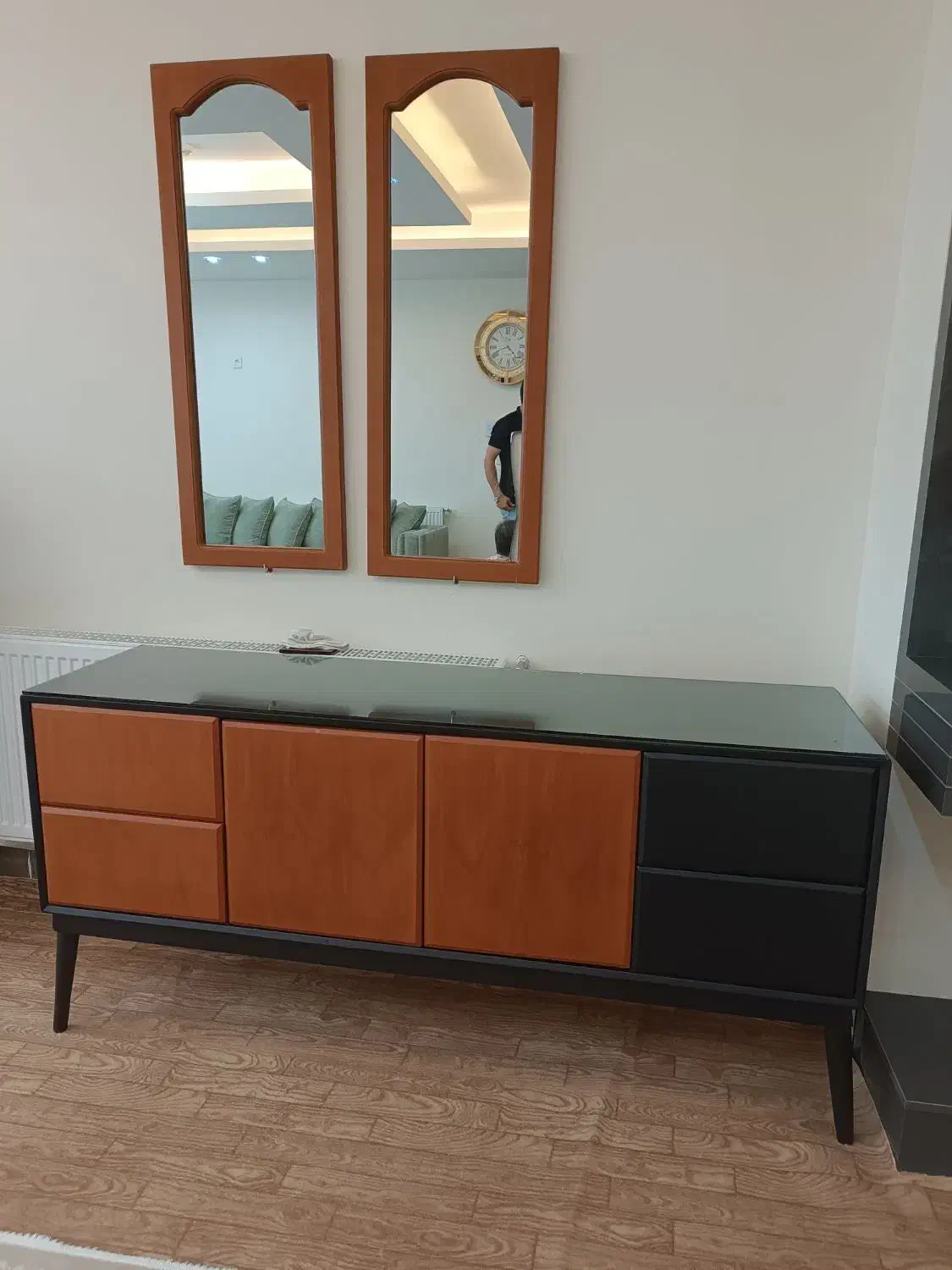 ست میز تی وی و آینه کنسول|بوفه، ویترین، کنسول|میانه, |دیوار