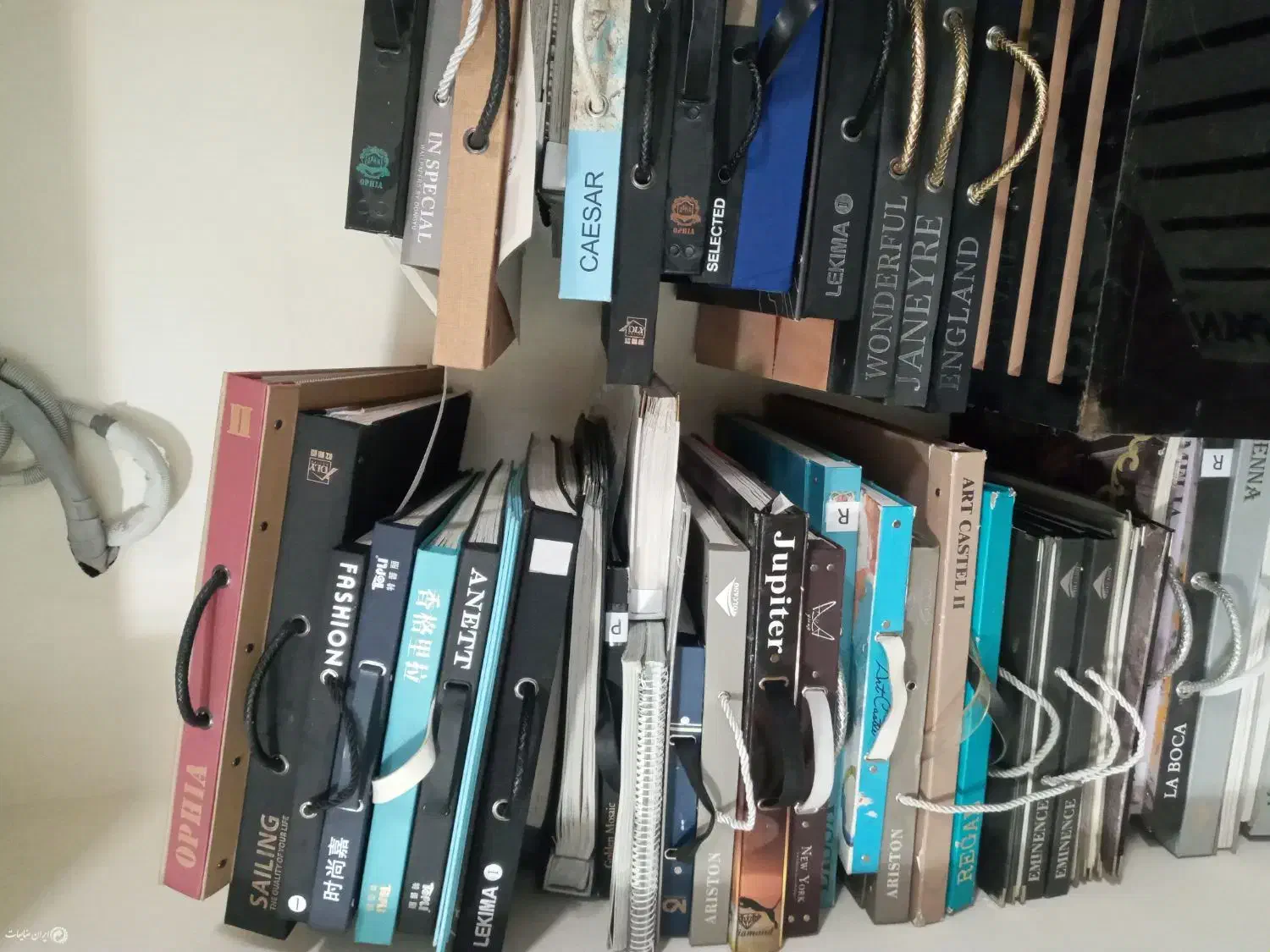 فروش آلبوم کاغذ دیواری قدیمی|صنایع دستی و سایر لوازم تزئینی|تهران, گلستان (شهرک راه آهن)|دیوار