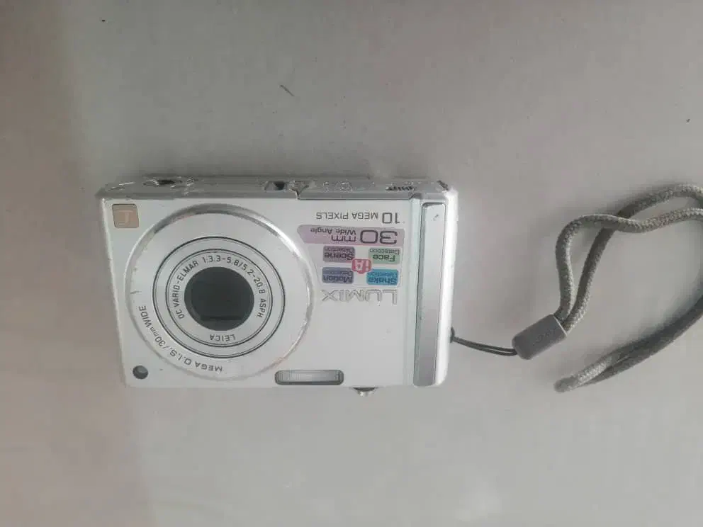 دوربین عکاسی و فیلمبرداری چند دستگاه با پایه|دوربین عکاسی و فیلم‌برداری|کرج, گلشهر|دیوار