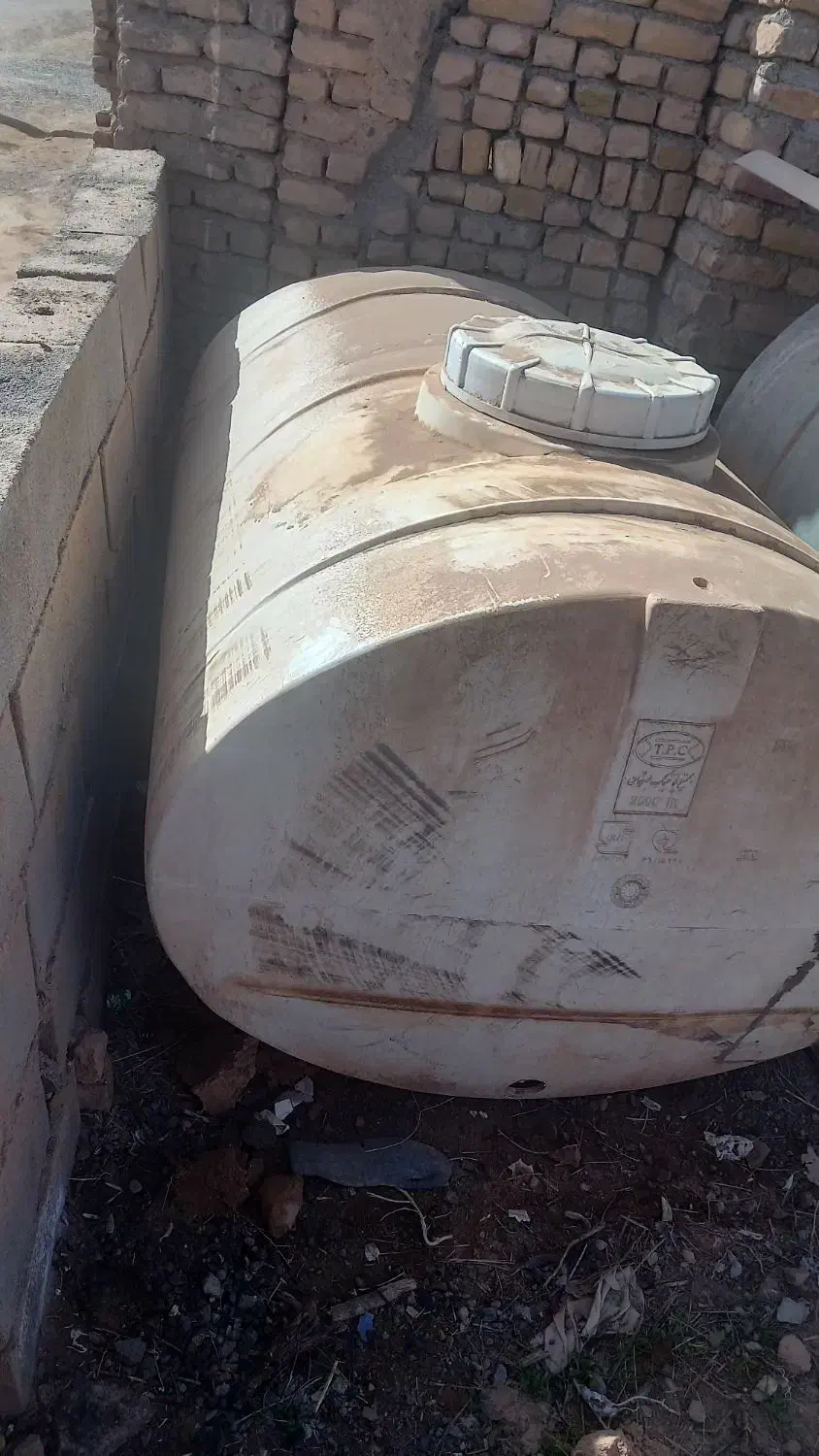 تانکر۲۰۰۰|مصالح و تجهیزات ساختمان|تربت‌حیدریه, بازار|دیوار