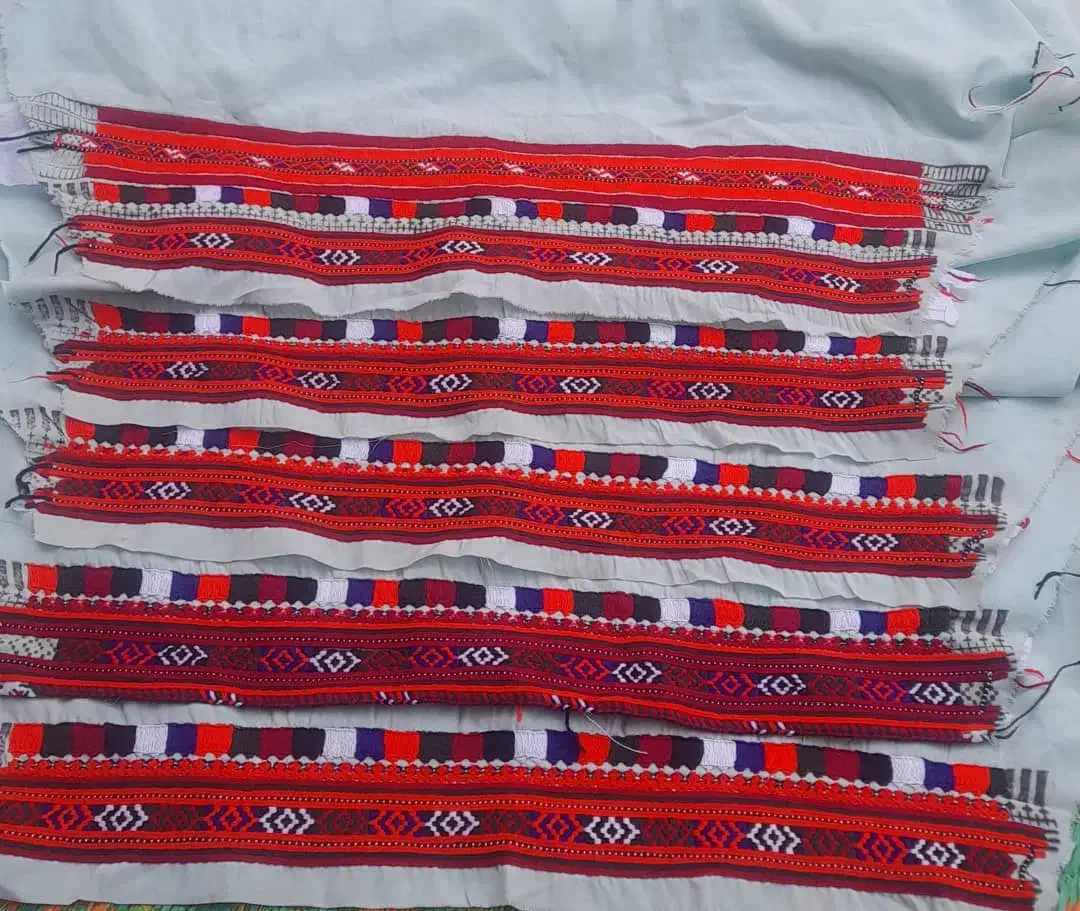 دوچگر  روبر شیرازه جالر ساده گل صندوقی موسوم هستم|لوازم خیاطی و بافتنی|زاهدان, |دیوار