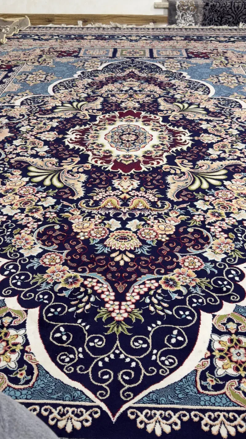 فرش ۷۰۰شانه نخ آکرلیک|فرش|بجنورد, |دیوار