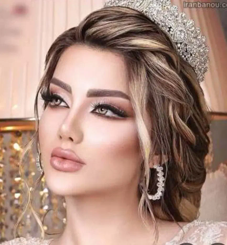 نیازمند شنیون کار حرفه ای و...|استخدام درمانی، زیبایی، بهداشتی|اصفهان, کوی امیریه|دیوار