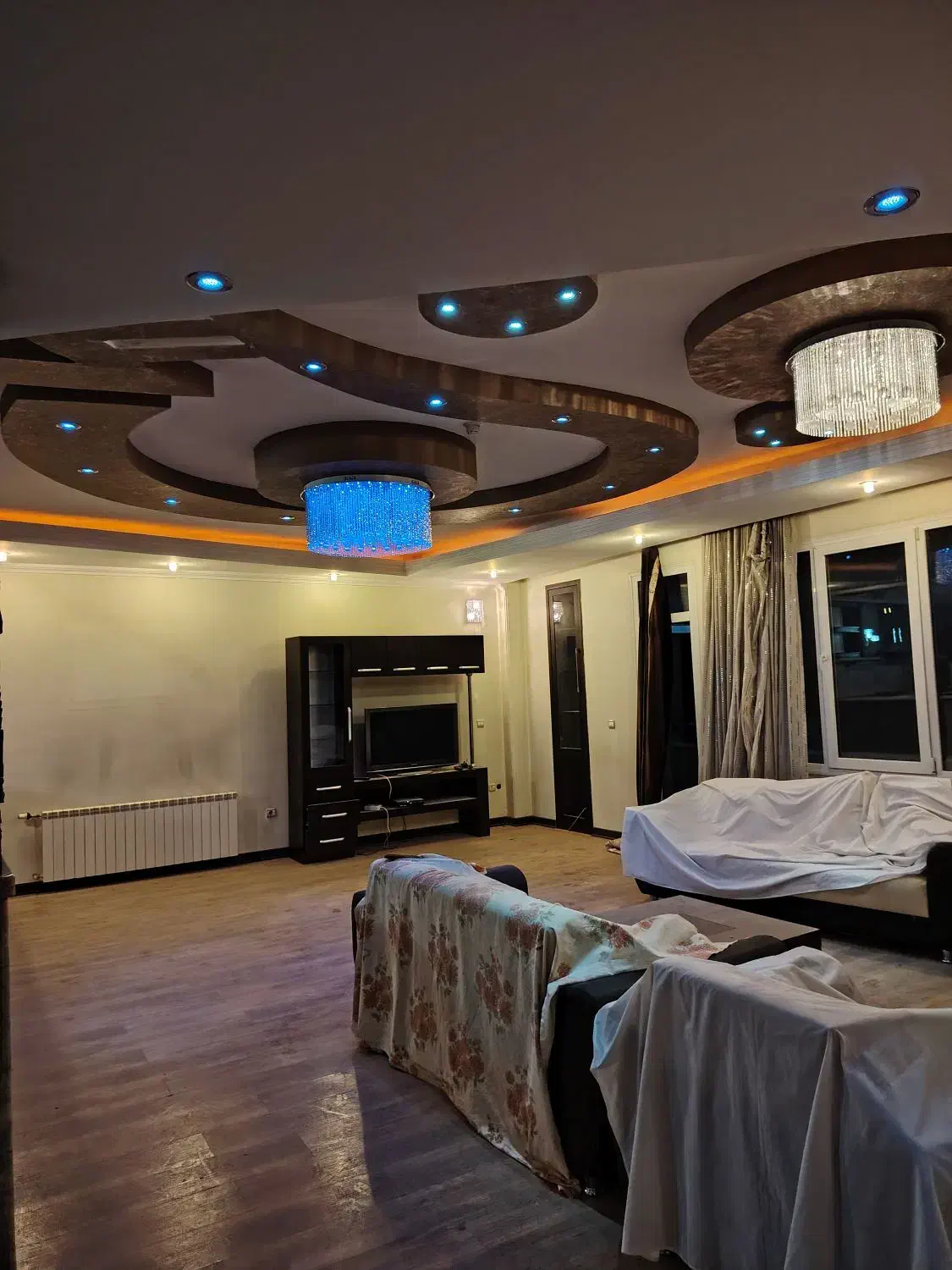 فروش آپارتمان 175متری لوکیشن بی نظیر/شهرک باهنر /|فروش آپارتمان|کرمان, |دیوار
