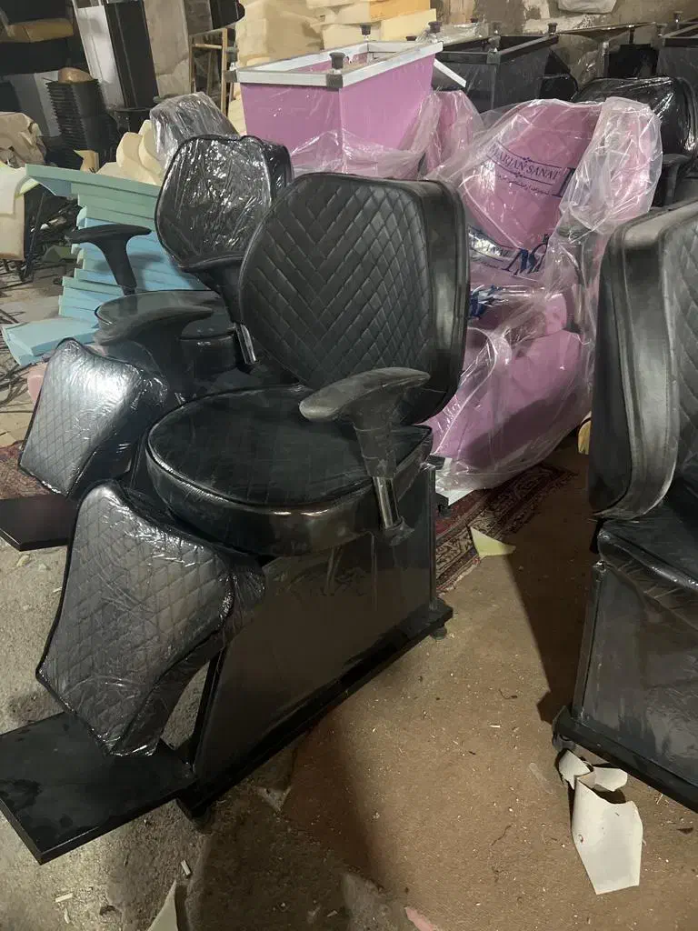 صندلی ترولی پاف انتظار آرایشگاه پدالی سرشور اصلاح|آرایشگاه و سالن‌های زیبایی|شیراز, شهرک فرزانگان|دیوار